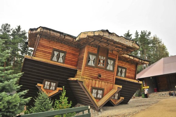 Pisowskie szklane domy