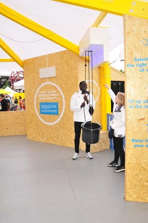 Piłkarze z prądem.